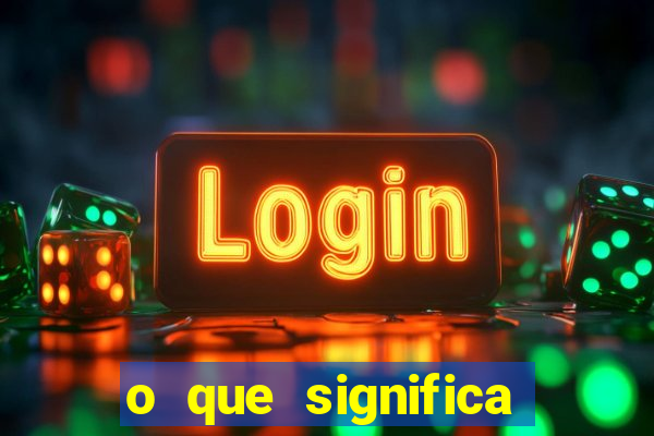 o que significa quando a luz acende sozinha