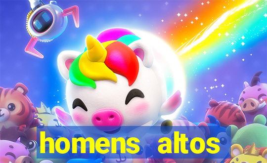 homens altos sarados pelados