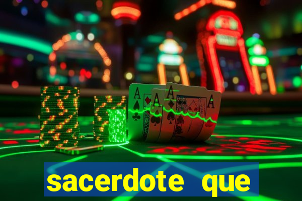 sacerdote que morreu no santo dos santos